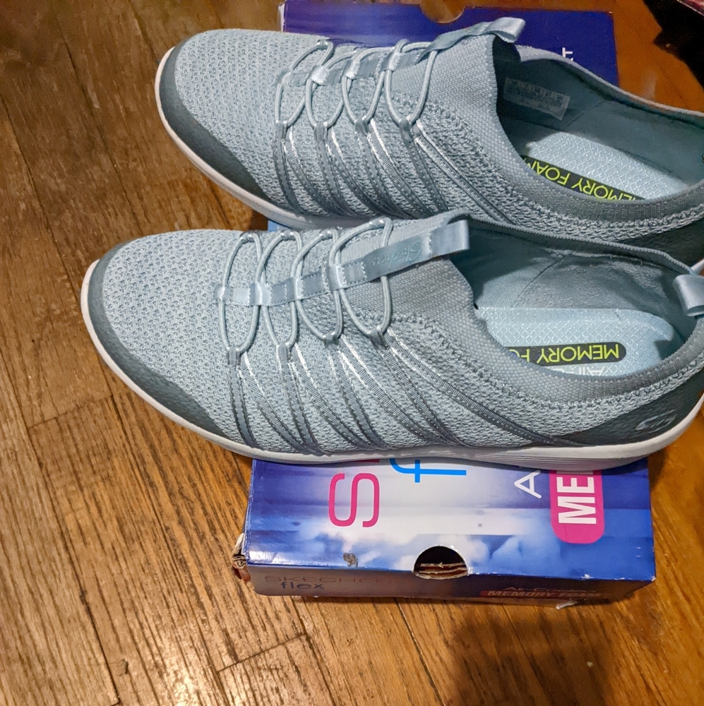 Light Blue Gym Shoes - Gem